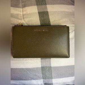 MK wallet